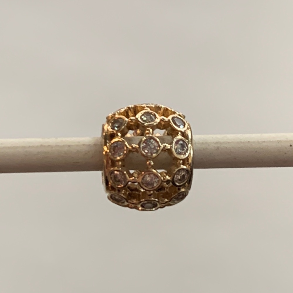 RETIRED 14k Gold In the Spotlight Charm